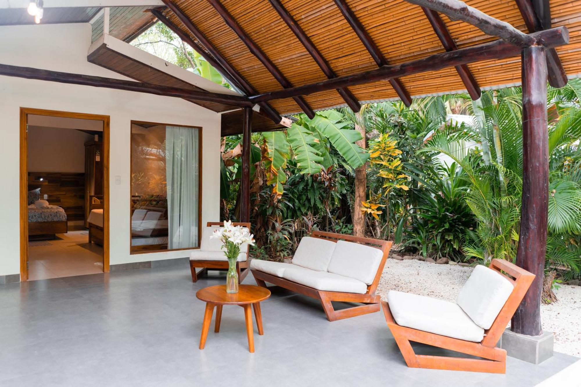 Playa Santa Teresa  Banana Beach Bungalows מראה חיצוני תמונה
