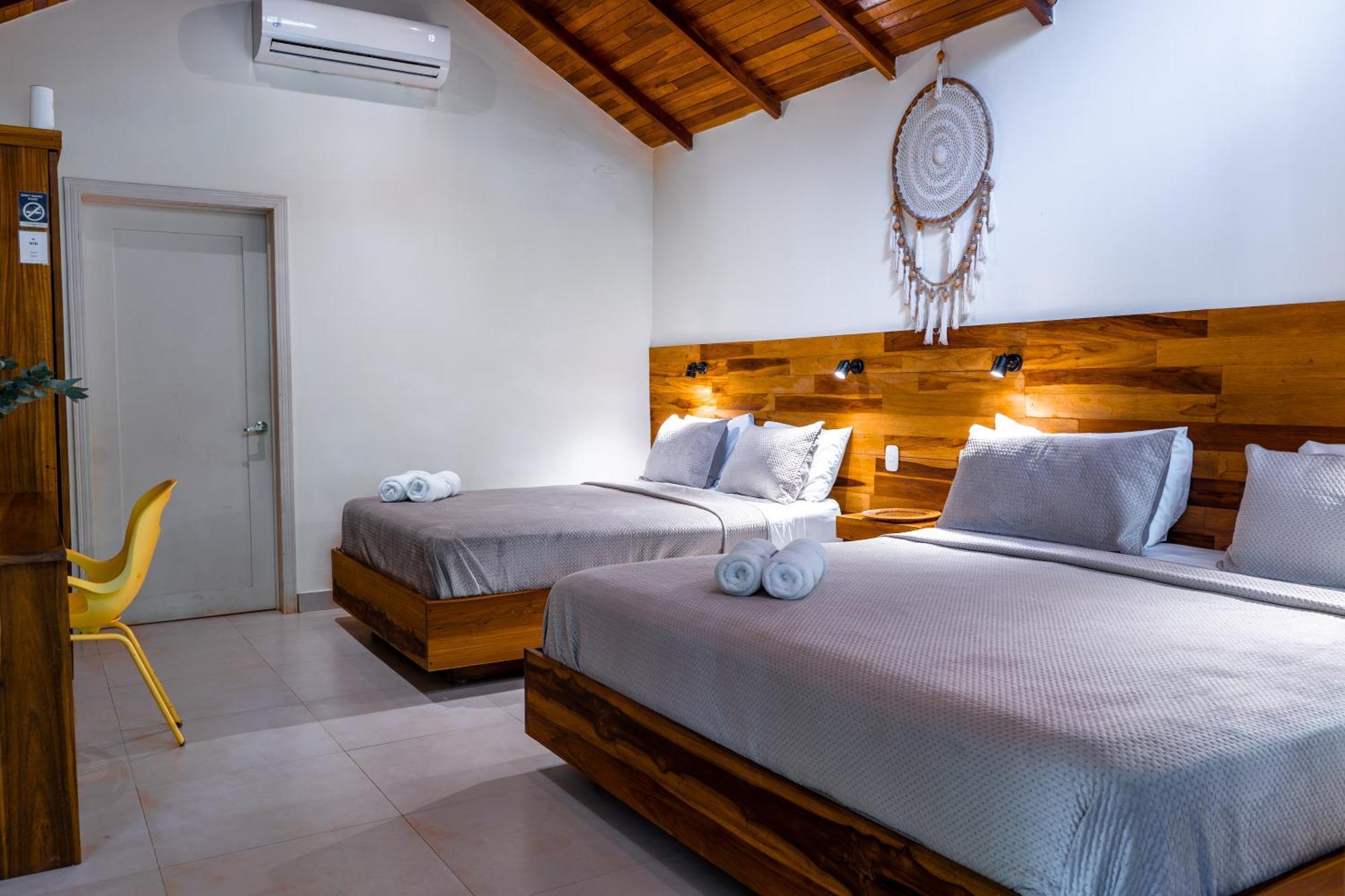 Playa Santa Teresa  Banana Beach Bungalows מראה חיצוני תמונה